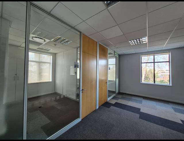 3,495M² OFFICE TO LET IN ILLOVO
